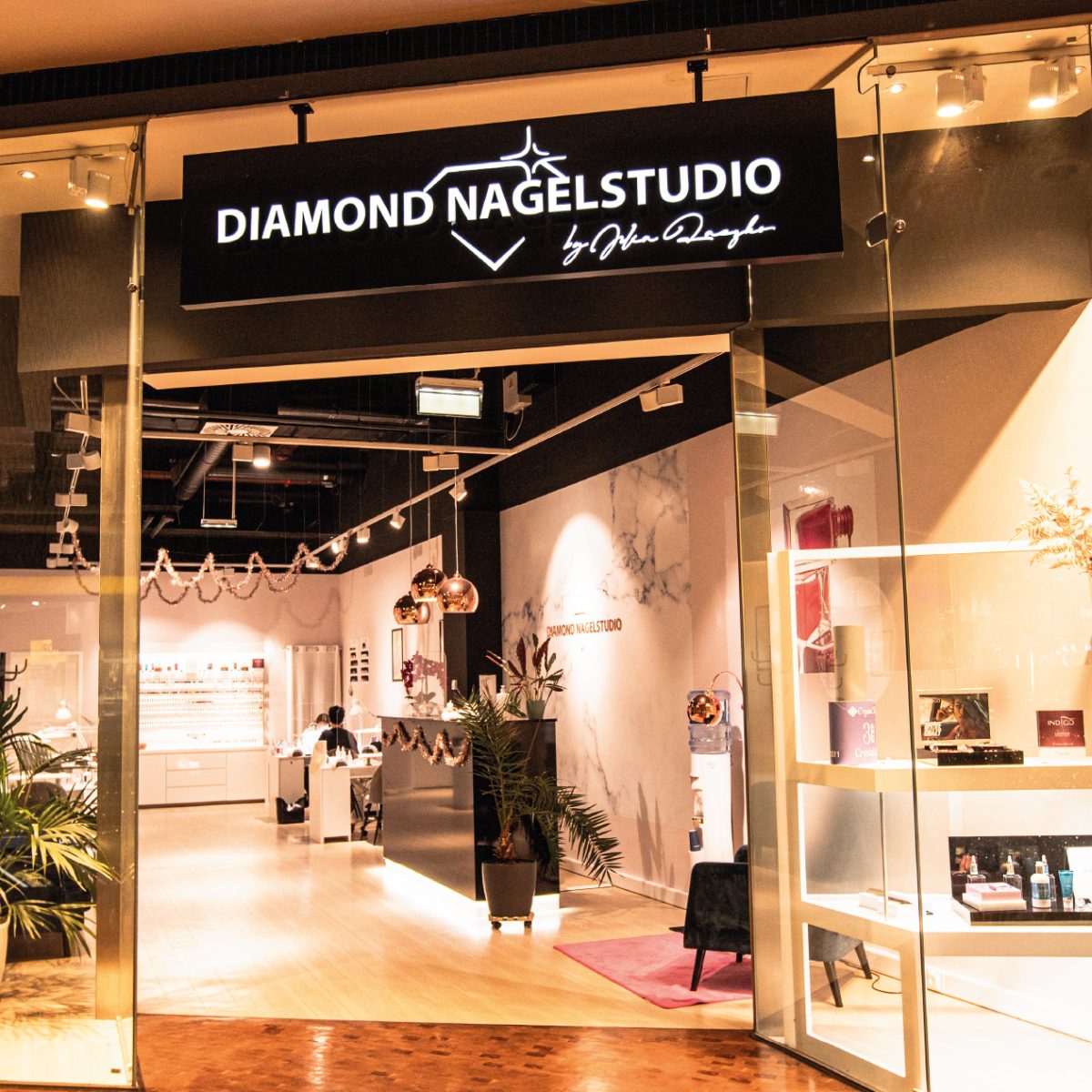 Diamond-Nagelstudio-1